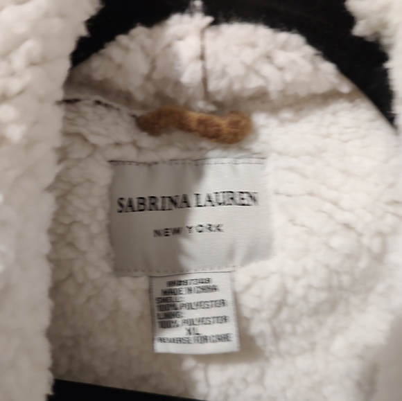 Sleeveless Soft camo vest - Picture 3 of 3